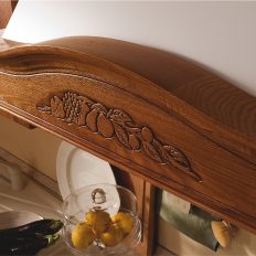 04-classic-kitchen-elena